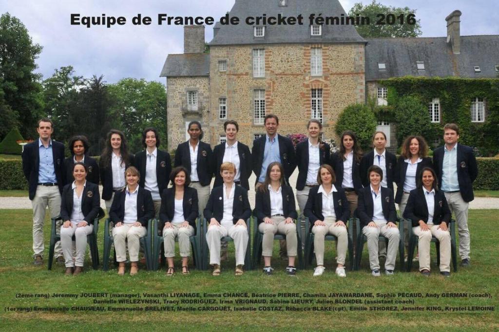 France Cricket Team 2016.jpg